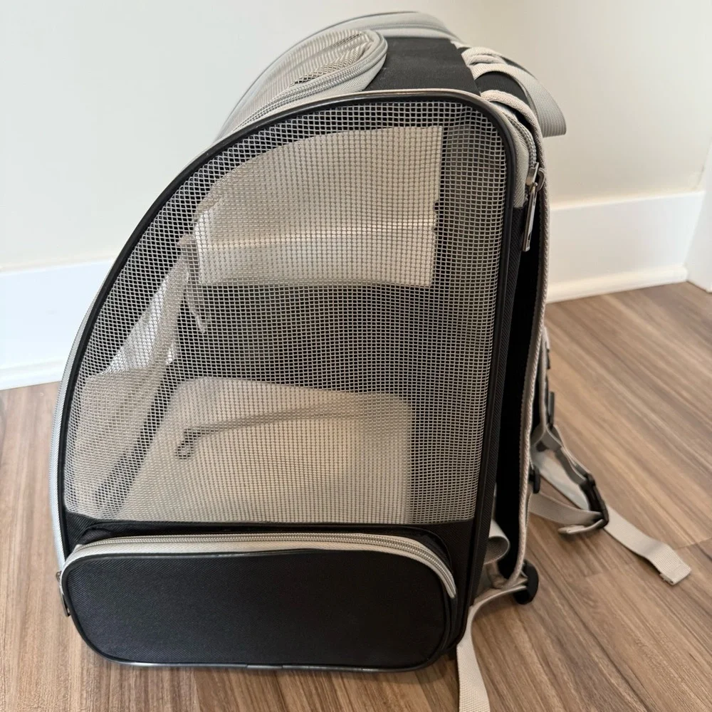 NWOT Black Pet Carrier - Picture 12 of 16